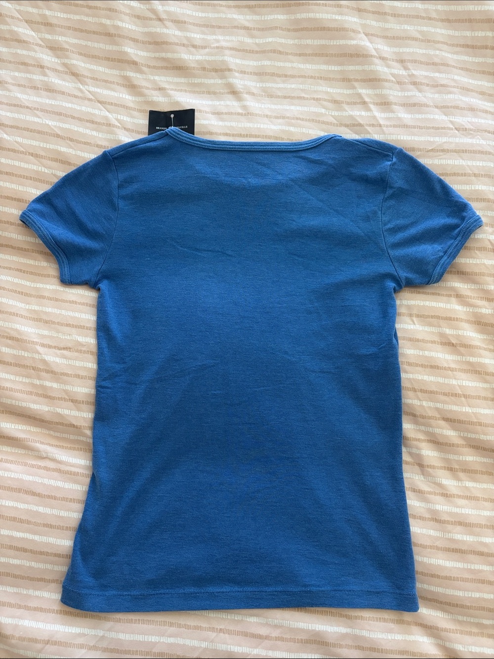 Brandy Melville Short Sleeve Crewneck Tee in Cobalt Blue - Picture 4 of 7